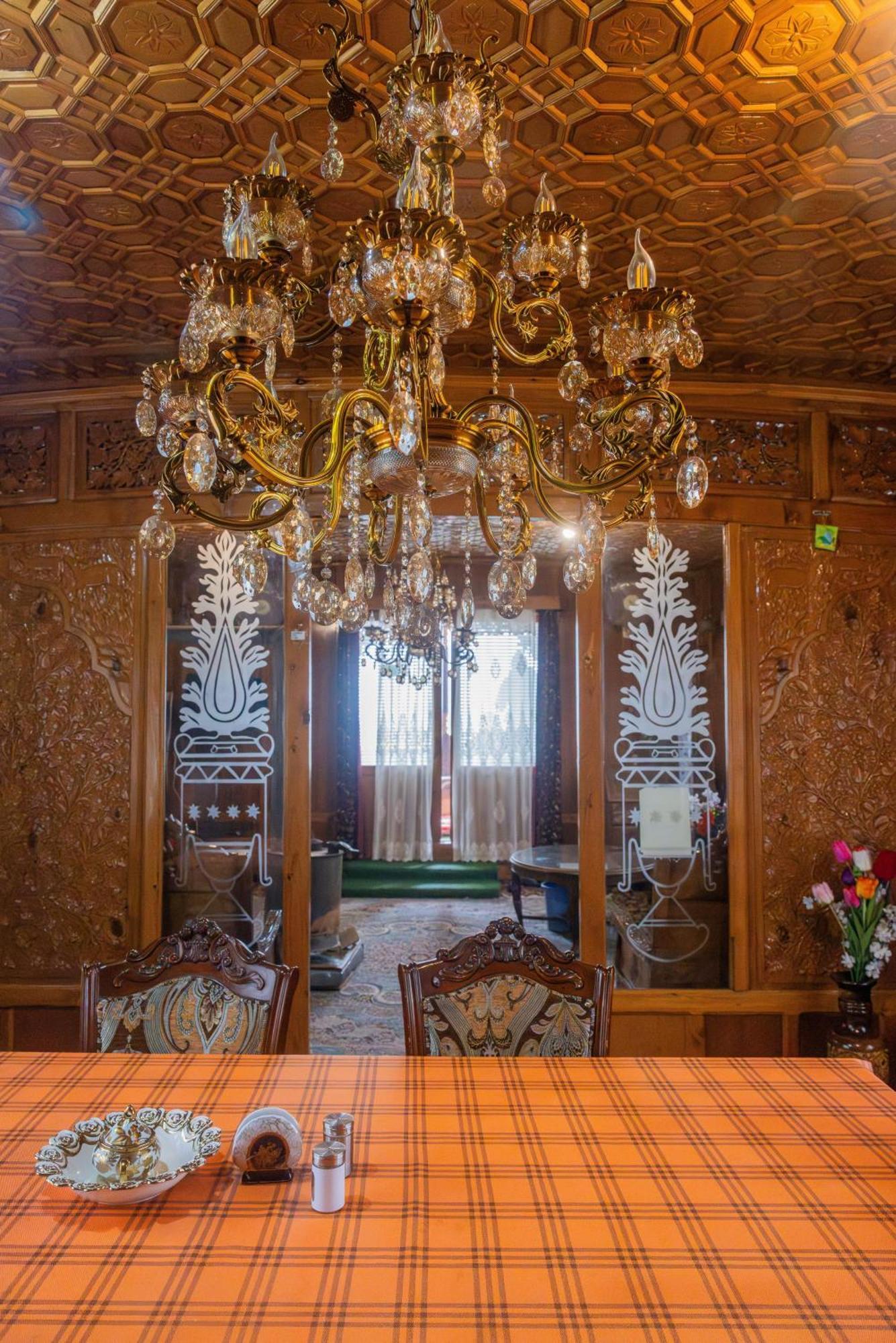 Goona Palace Houseboats Srīnagar Exteriér fotografie